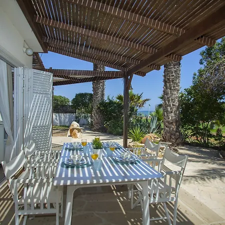 Napa Beachfront أيا نابا
