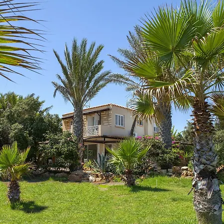 فيلة Napa Beachfront أيا نابا
