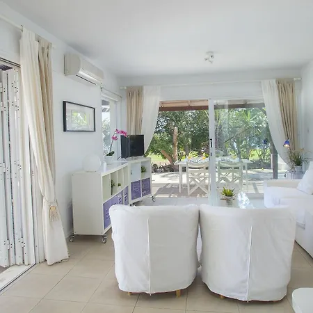 Villa Napa Beachfront *